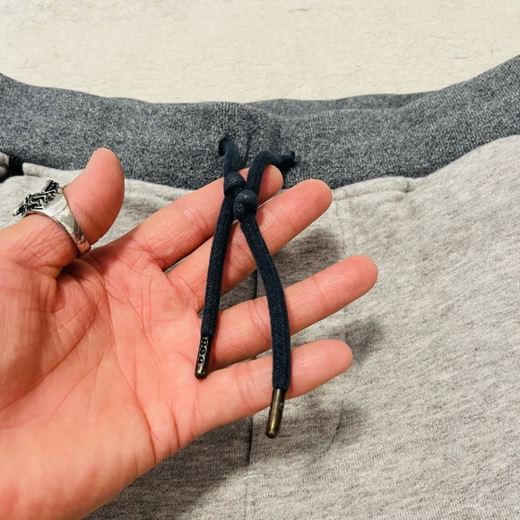 EUC Men’s Small Scotch & Soda Drawstring Joggers With Rear Zipper Pocket In Gray - Picture 5 of 10